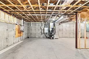 42 Ross St, Fall River, MA 02723 - Photo 31
