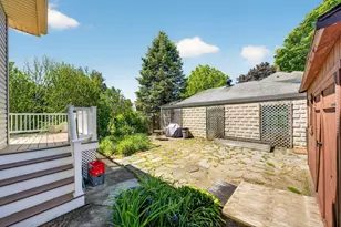 21 Buttonwood St, New Bedford, MA 02740 - Photo 39
