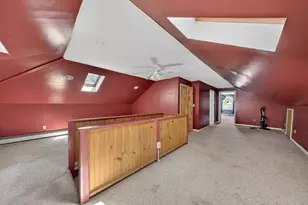 21 Buttonwood St, New Bedford, MA 02740 - Photo 29