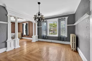 21 Buttonwood St, New Bedford, MA 02740 - Photo 11