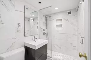 8 Whittier Pl, Boston, MA 02114 - Photo 5