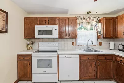 3 Barrows Road, Worcester, MA 01609 - Photo 15
