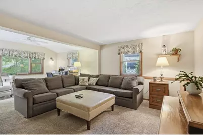 3 Barrows Road, Worcester, MA 01609 - Photo 3