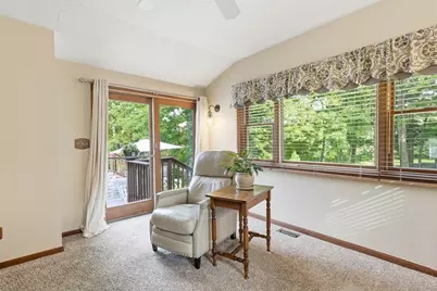 3 Barrows Road, Worcester, MA 01609 - Photo 9