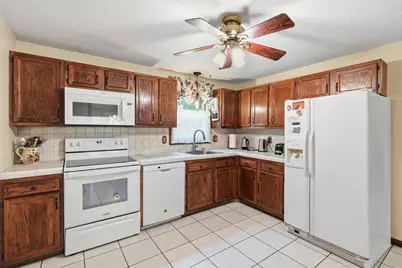3 Barrows Road, Worcester, MA 01609 - Photo 13