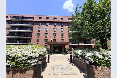135 Pleasant St #308, Brookline, MA 02446 - Photo 17