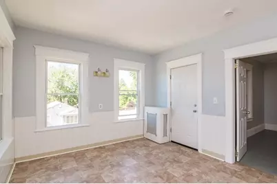 208 Prospect St #2, Chicopee, MA 01013 - Photo 3