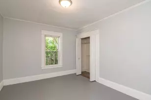 208 Prospect St, Chicopee, MA 01013 - Photo 7