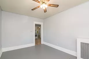 208 Prospect St, Chicopee, MA 01013 - Photo 5