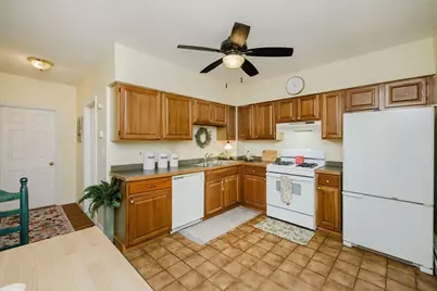 464 Bank Street #10, Fall River, MA 02720 - Photo 7