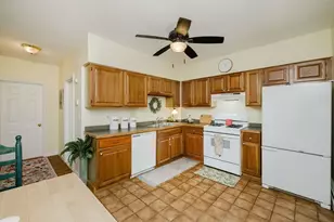 464 Bank St, Fall River, MA 02720 - Photo 7