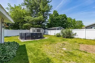 8 Andover Rd, Beverly, MA 01915 - Photo 35