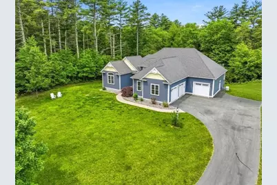 27 W River St, Upton, MA 01568 - Photo 3