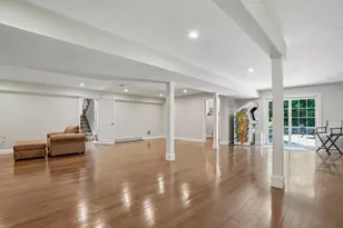 27 W River St, Upton, MA 01568 - Photo 31