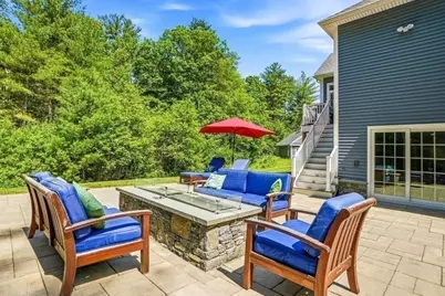 27 W River St, Upton, MA 01568 - Photo 35
