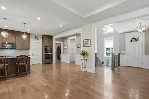 27 W River St, Upton, MA 01568 - Photo 13