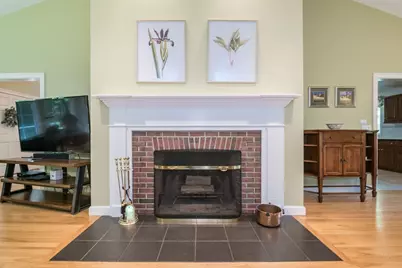 26 Briar Hill Rd, Williamsburg, MA 01096 - Photo 11
