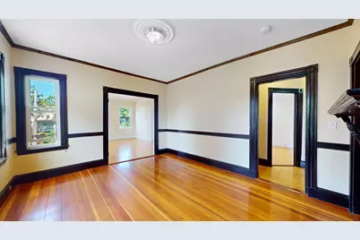 32 Thornton St #2, Boston, MA 02119 - Photo 5