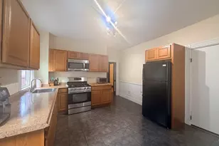 32 Thornton St, Boston, MA 02119 - Photo 11