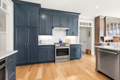 300 Lafayette Ave, Wrentham, MA 02093 - Photo 9