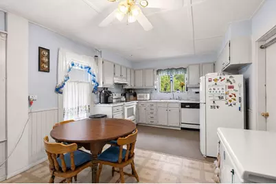 19 Greene St, Beverly, MA 01915 - Photo 13