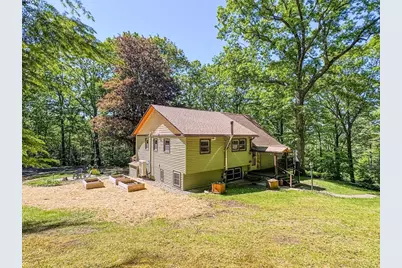 70 Lovers Lane, Greenfield, MA 01301 - Photo 33