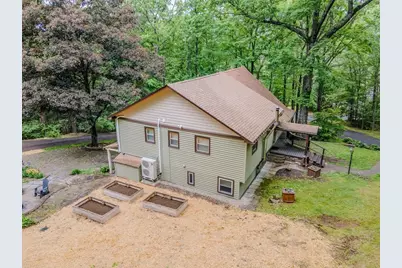 70 Lovers Lane, Greenfield, MA 01301 - Photo 35