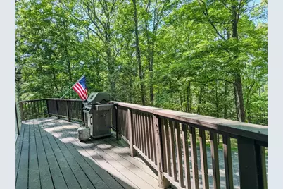 70 Lovers Lane, Greenfield, MA 01301 - Photo 9