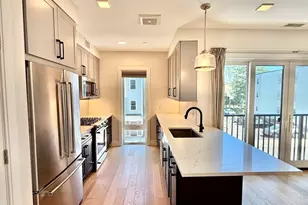 287 Maverick Ave, Boston, MA 02128 - Photo 3
