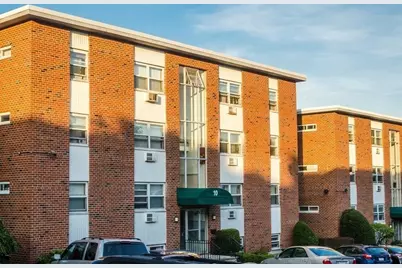 10 Commonwealth Ct #2, Boston, MA 02135 - Photo 11