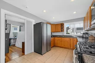 124 Washington St, New Bedford, MA 02740 - Photo 9