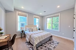 113 Beacon St, Somerville, MA 02143 - Photo 13