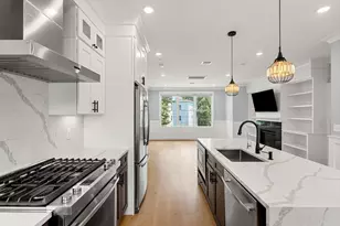113 Beacon St, Somerville, MA 02143 - Photo 5