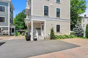 113 Beacon St, Somerville, MA 02143 - Photo 39