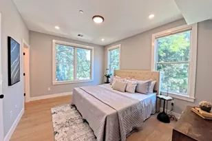 113 Beacon St, Somerville, MA 02143 - Photo 11