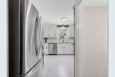 25 Pleasant St., Saugus, MA 01906 - Photo 13