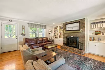 279 Main Street, Wilbraham, MA 01095 - Photo 11