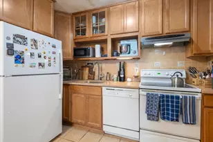 2 Larose Pl, Boston, MA 02135 - Photo 7