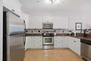 60 Merrimac St, Amesbury, MA 01913 - Photo 9