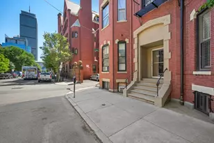 14 Gloucester St, Boston, MA 02115 - Photo 9