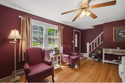 227 Acrebrook Dr, Northampton, MA 01062 - Photo 5