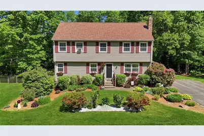 227 Acrebrook Dr, Northampton, MA 01062 - Photo 1