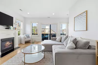 118 Saxton St #3, Boston, MA 02125 - Photo 9