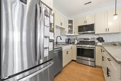 118 Saxton St #3, Boston, MA 02125 - Photo 5