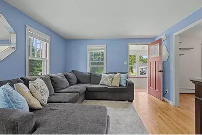 70 Groveland St, Abington, MA 02351 - Photo 3