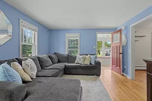 70 Groveland St, Abington, MA 02351 - Photo 3