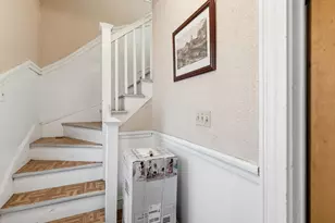 81 Marion St, Somerville, MA 02143 - Photo 11