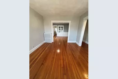 17 Oakland #17, Watertown, MA 02472 - Photo 3