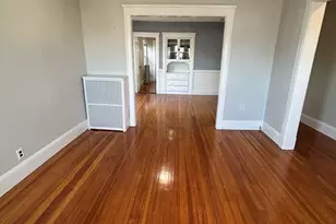 17 Oakland, Watertown, MA 02472 - Photo 3