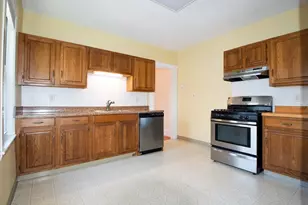 17 Oakland, Watertown, MA 02472 - Photo 5